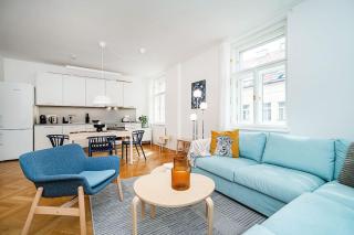 Central Bright and Spacious Appt - Prague - 0
