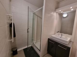 L'Appartement Ensoleillé, WIFI-Clim-Gare-Terrasse - Narbonne - 7