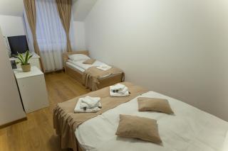 Pensiunea Vadu Izei - Cazare, Restaurant, Piscină, Sală de Evenimente - Vadu Izei - 1
