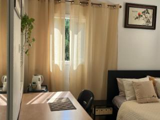 A cozy room economy class in the central thriving area next to Shiba & Bar Ilan - Ramat Gan - 9