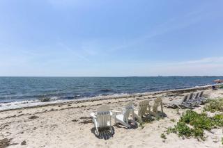 Truro Beachfront House For a Group - 4