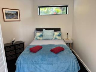Ahipara Beach Front, modern stylish bach - Ahipara - 4