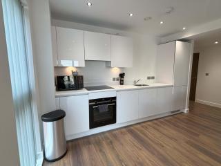 Modern 2 bed with parking - Grand Exchange, Brackn - Bracknell - 1