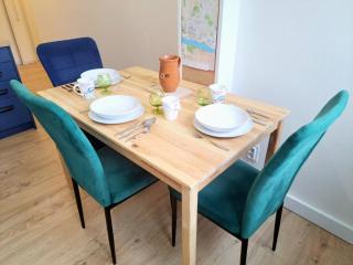 BEIGE Bed - Bratislava - 1
