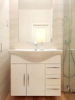 BEIGE Bed - Bratislava - 4