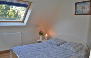 2 Bedroom Amazing Home In Plomeur - Plomeur - 2