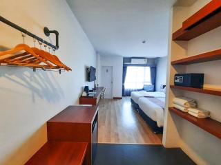 Comet Hotel Surat Thani - Surat Thani - 7