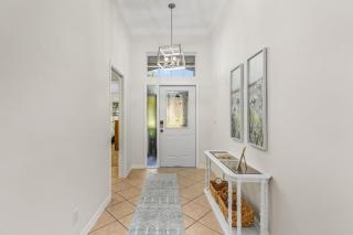 3BR Oasis: Pool & Lanai, Close to Fort Myers Beach - Fort Myers - 5