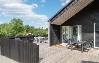 Beautiful Home In Højby - Højby - 3
