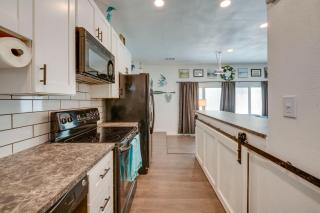 Walk to Lewisville Lake Pet-Friendly Texas Abode! - Lake Dallas - 1