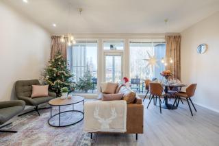 NEW 2 BR apartment close to Arctic Circle - 0