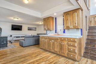 Private Villa-72 Acres-Hot Tub-Views-USAFA - 2