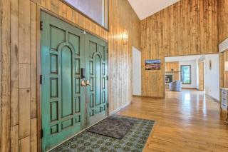 Private Villa-72 Acres-Hot Tub-Views-USAFA - 1