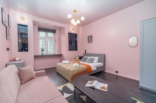 Wrzesińska Apt - Balcony, Workspace, Top Location - by Rentujemy - 1