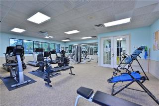 3BR Oasis: Pool & Lanai, Close to Fort Myers Beach - Fort Myers - 2