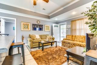 8 Mi to Dwtn Little Rock - Home with Fenced Yard! - Little Rock - 6