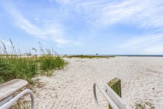 Seahorse Beach House: Pool, Spa & Walk to Beach - Fort Myers Beach - 3