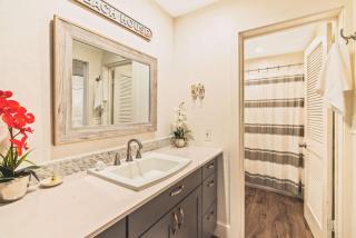 Full Remodeled 1br condo with Air conditioner - Koloa - 2