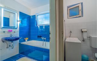 Nice Apartment In Premantura With Wifi - Premantura - 4