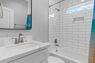 Sleeps 7 Newly Built 10 min from All major attractions - Houston - 2