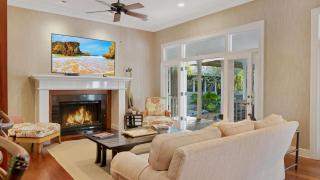 The Royal Compound by Last Key Realty - Key West - 7