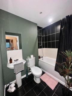 Stylish 2 bed City Retreat - Glasgow - 4