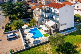 Apartments Sunny Sky - Pool & Parking - Vodice - 4