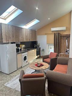 Center Apartments The Quiet Luxury 6 - Plovdiv - 0