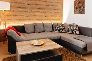 Ferienhaus Lechner für max 10 Personen - Wald und Naturgarten - Abtenau - 4