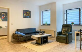 2 Bedroom Nice Apartment In Schwerin - 8