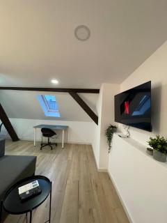 Central Apartment in the Heart of Katowice - Kattowitz - 6