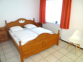 Bungalow in Breskens near Beach and Lighthouse - 2