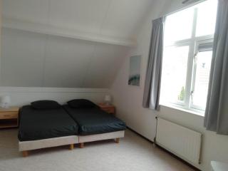 Bungalow in Breskens near Beach and Dunes - 8