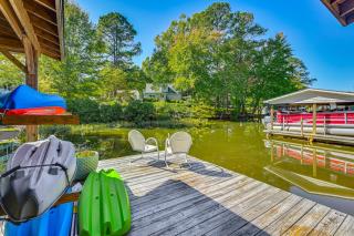 Pet-Friendly Home on Lake Gaston with Furnished Deck - Littleton - 0