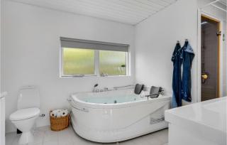 Beautiful Home In Hemmet With Wifi - Hemmet - 2