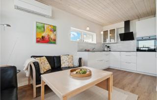 2 Bedroom Nice Apartment In Allinge - Allinge - 7