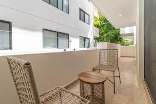 Lux 2 BD with Balcony, Rooftop Pool in Aldea Zama - 3
