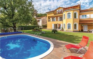 2 Bedroom Cozy Apartment In Icici - Ičići - 9