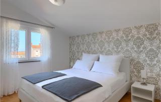 Villa Holiday Home Sabine - 9