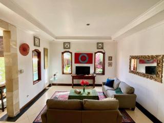 Pleasant Balinese Style Lotus - Umalas - 3