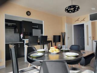FACE MER grand T3 familial, parking gratuit - 7