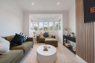 New Stunning Modern 2 Bedroom Apartment in Mill Hill next to Train Station! - Hendon - 9