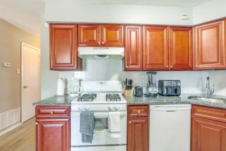 12 Mi to Center City Philadelphia Apt with Balcony - Philadelphia - 2