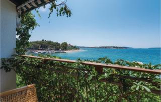 2 Bedroom Stunning Home In Brodarica - Brodarica - 7