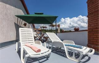 Two-Bedroom Apartment In Peruski - 3