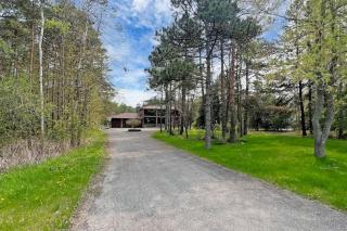 Newly renovated luxury villa in Stouffville, ON - 0