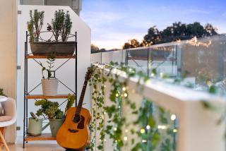 The Music Room luxury apartment near city - Broadview - 1