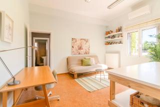 Lovely family garden house - 7