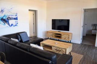 Point Briner 7 - Bring your own linen. - 7