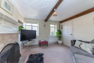 Garden Cottage - 8